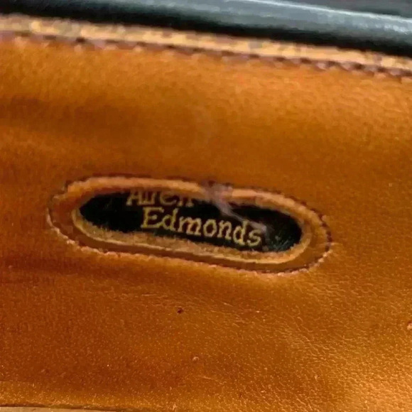 Allen Edmonds mens size 10.5 Grayson black calf leather tassel slip on loafers main image 12